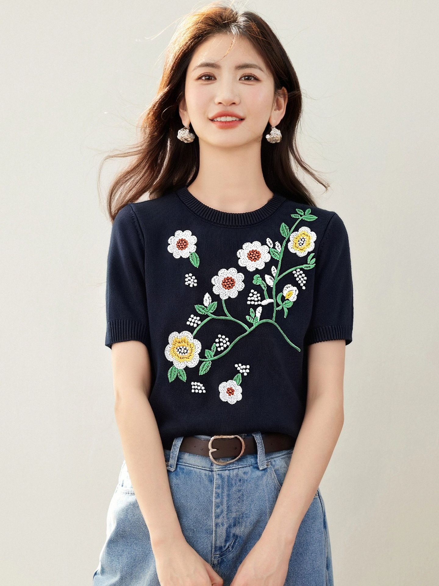 實拍◆有◆2026法式花朵刺繡圓領針織短袖女減齡時尚百搭上衣潮