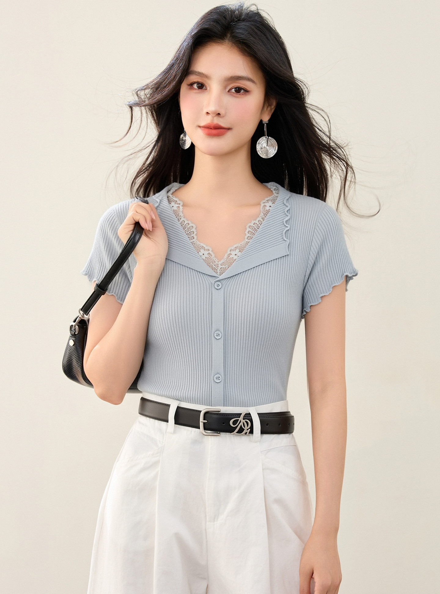 實拍◆有◆2026韓系V領蕾絲拼接短袖針織衫女夏修身減齡氣質上衣