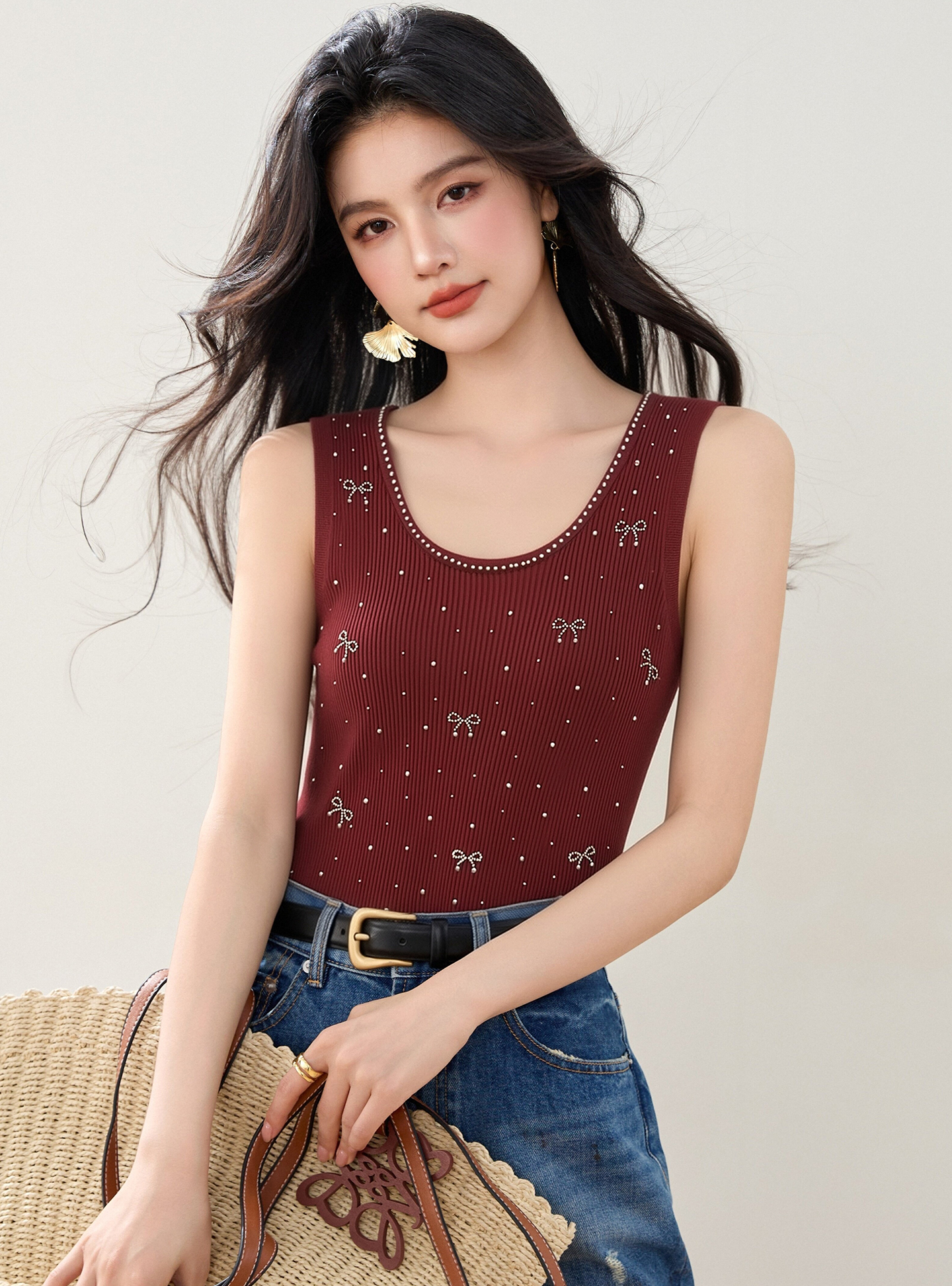 實拍◆有◆2026法式復古U領針織背心女夏重工釘珠設計感百搭上衣