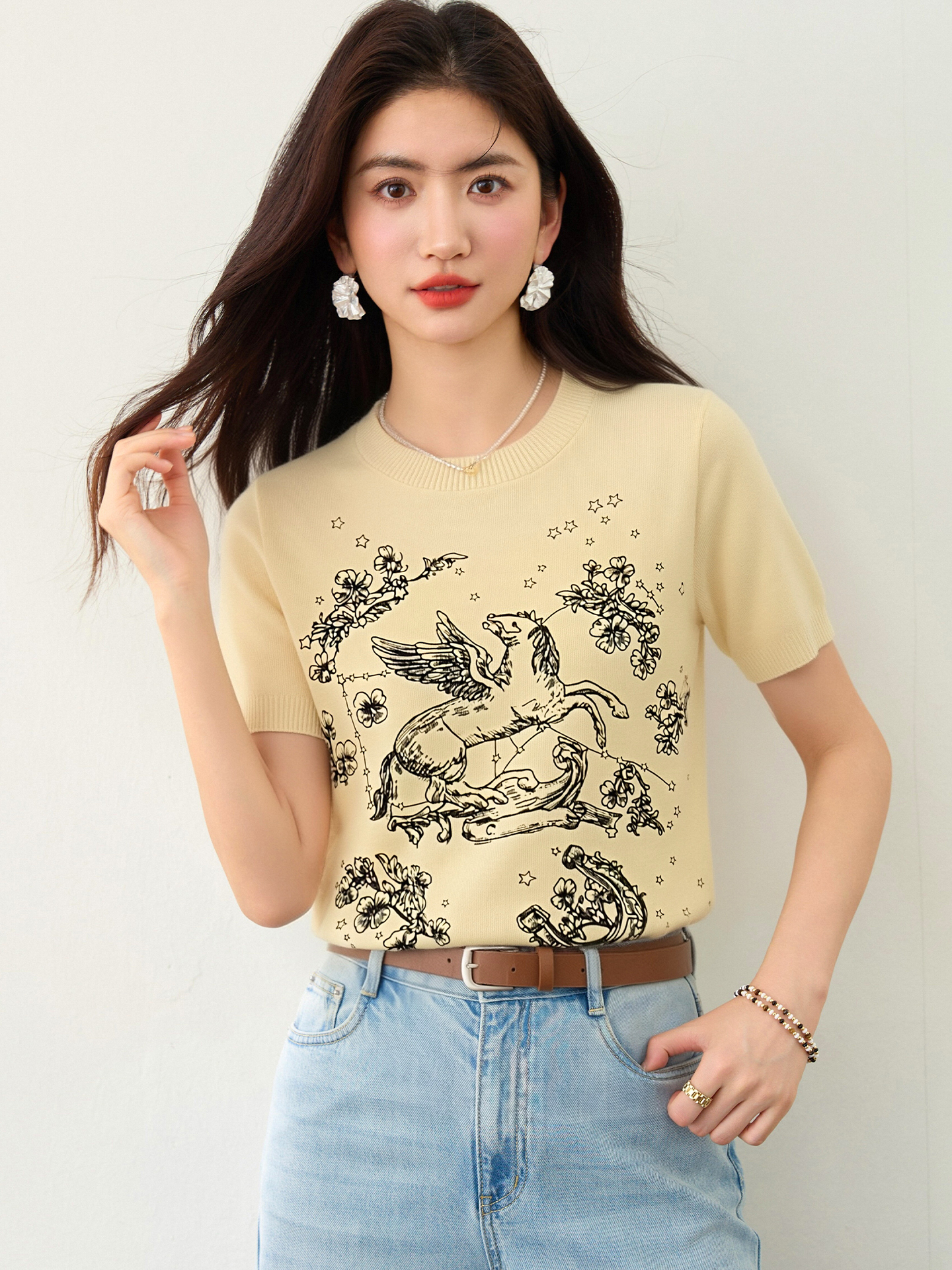 實拍◆有◆2026i重工刺繡小馬圖案百搭短袖針織女新款修身顯瘦T恤