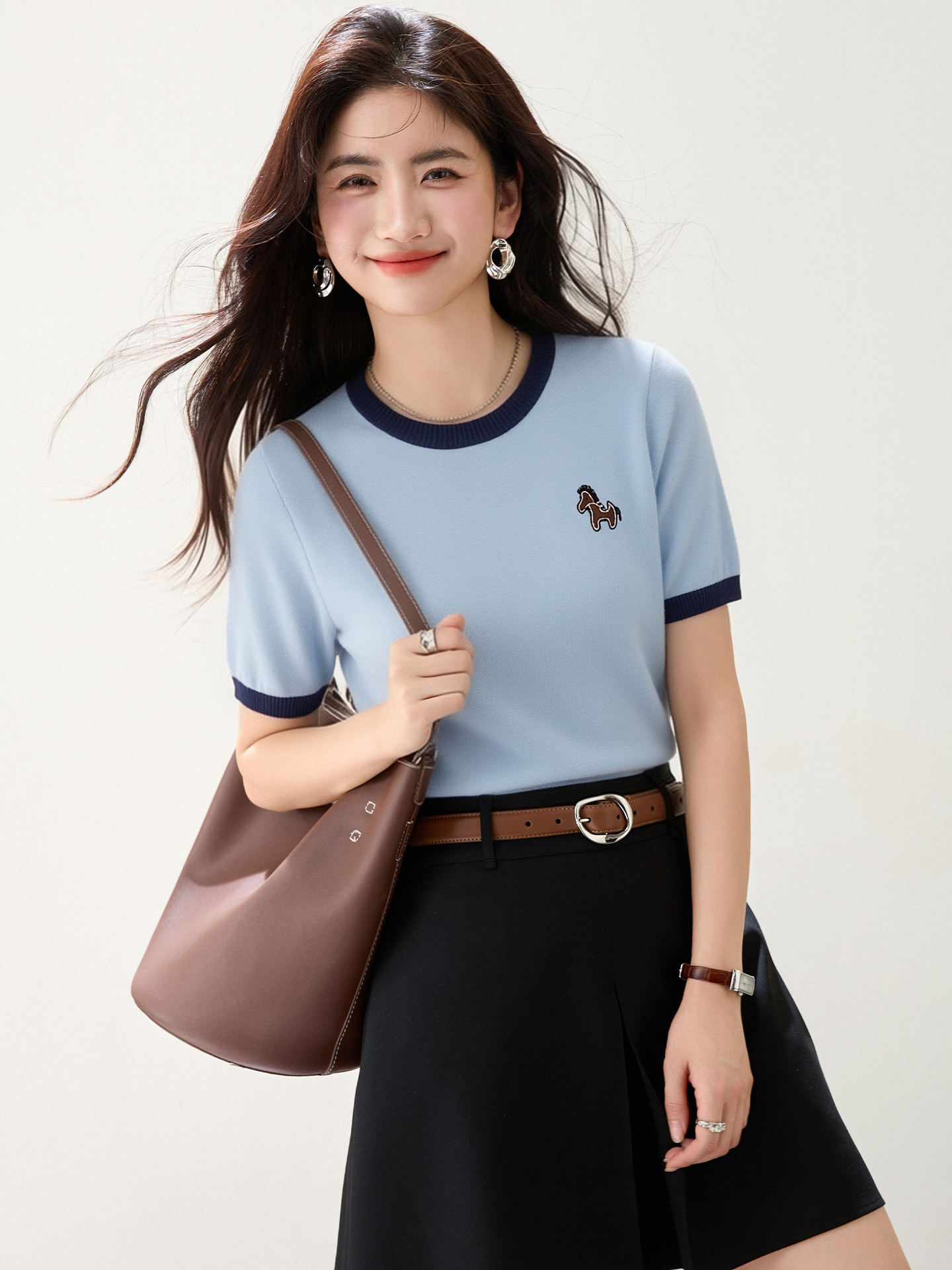 實拍◆有◆2026韓系撞色圓領刺繡小馬短袖女新款百搭顯瘦上衣T恤