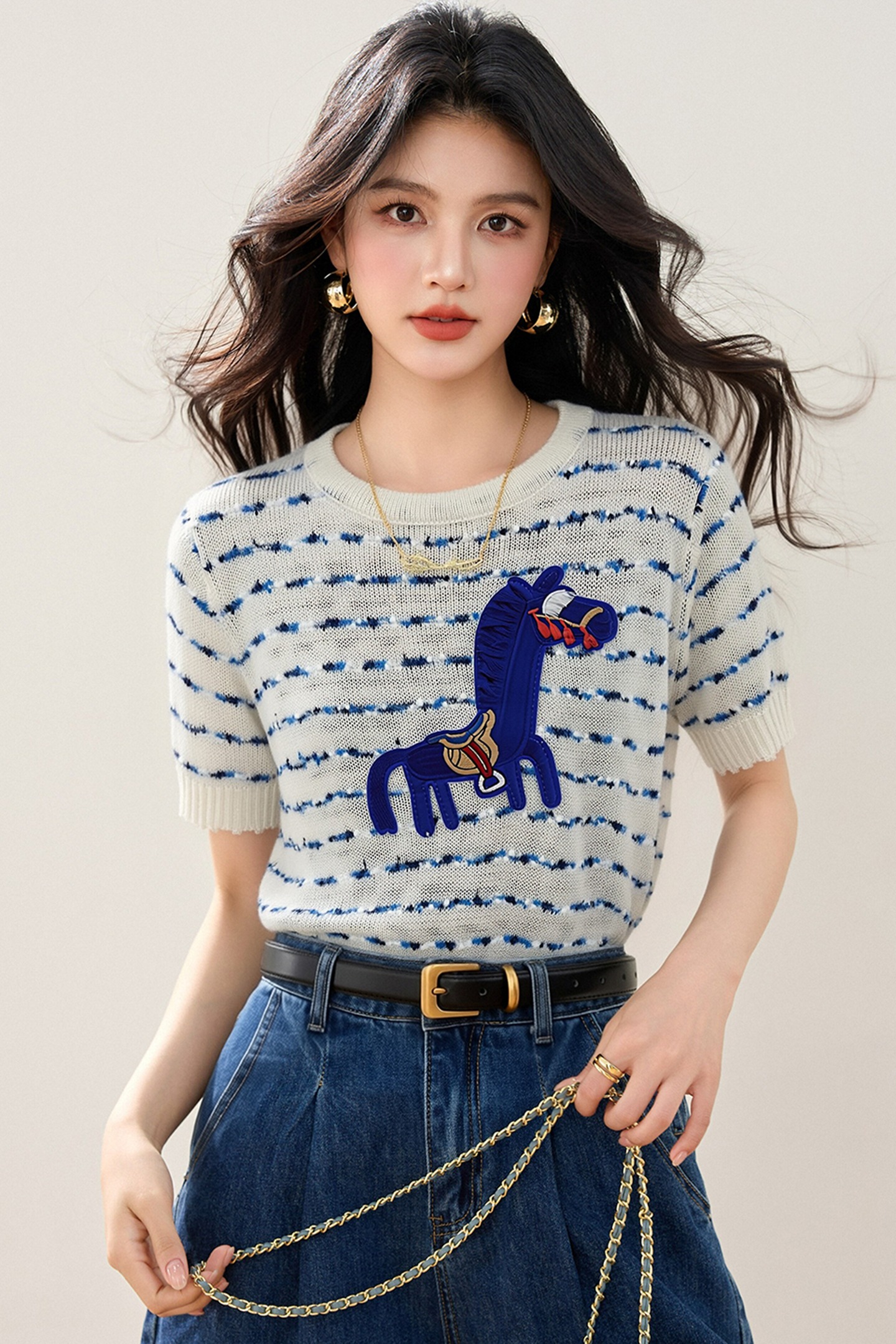 實拍◆有◆2026條紋冰絲短袖女新款夏設計感小馬刺繡復古寬松上衣