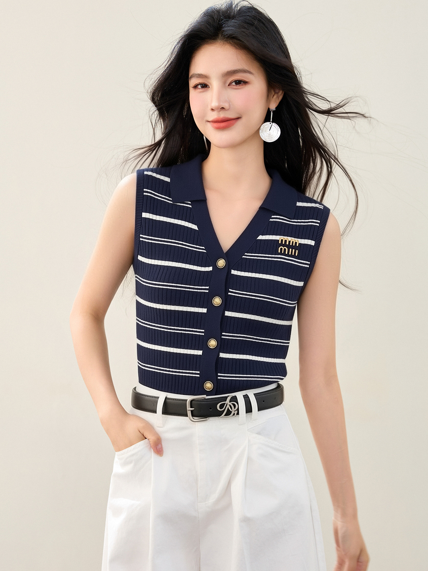 實拍◆有◆2026小香風條紋V領無袖背心女夏新款修身顯瘦翻領上衣