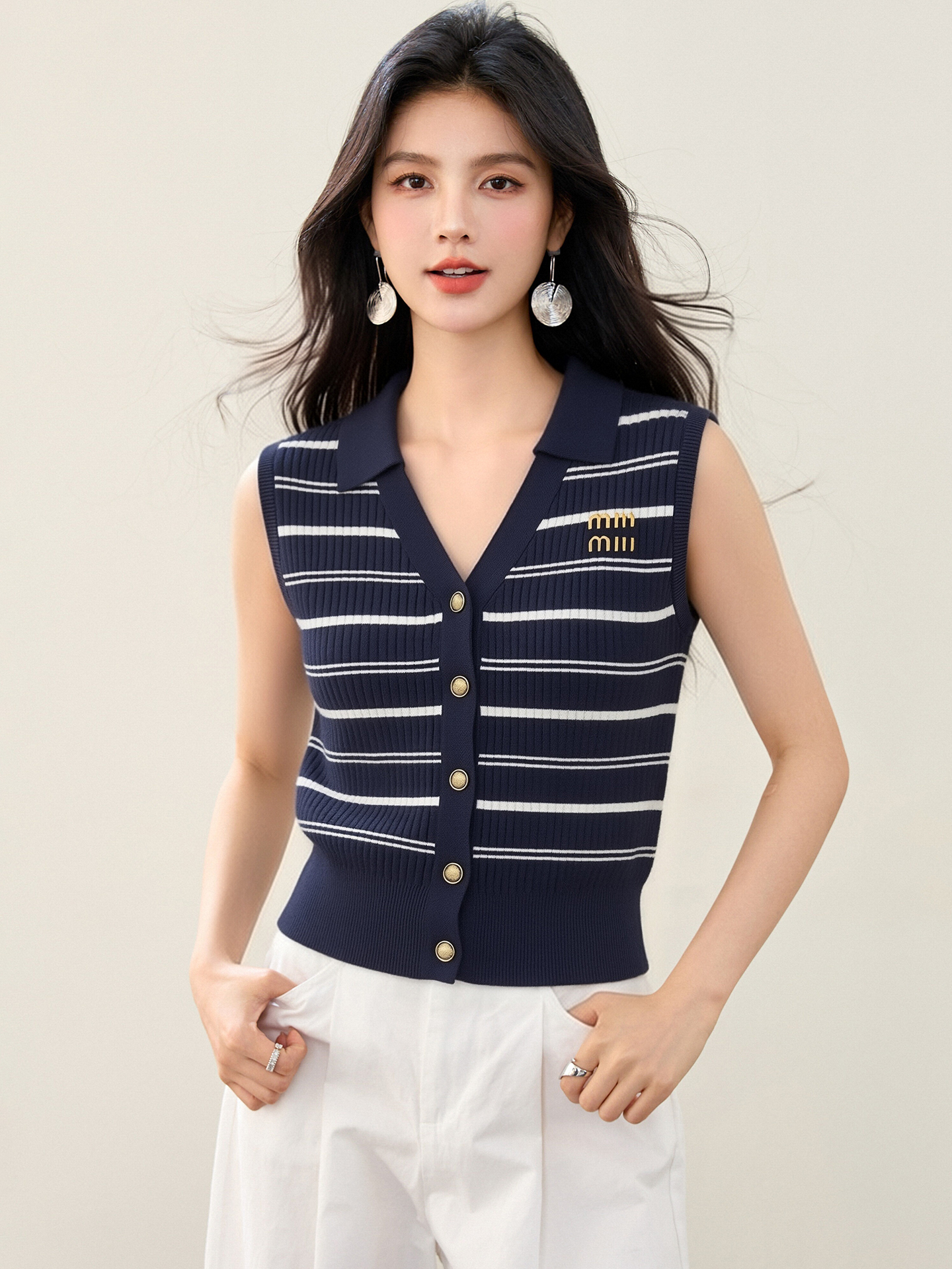 實拍◆有◆2026小香風條紋V領無袖背心女夏新款修身顯瘦翻領上衣