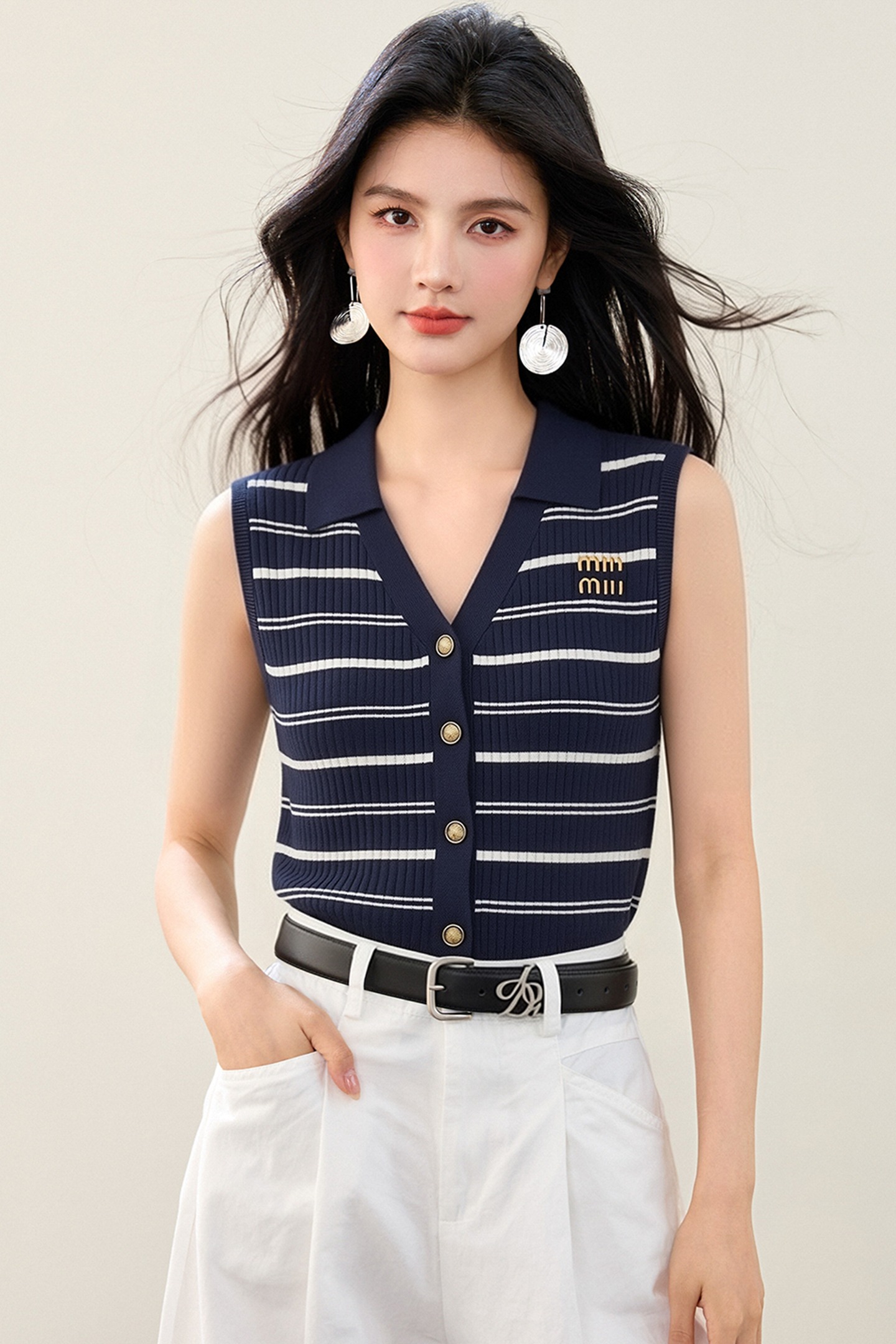 實拍◆有◆2026小香風條紋V領無袖背心女夏新款修身顯瘦翻領上衣