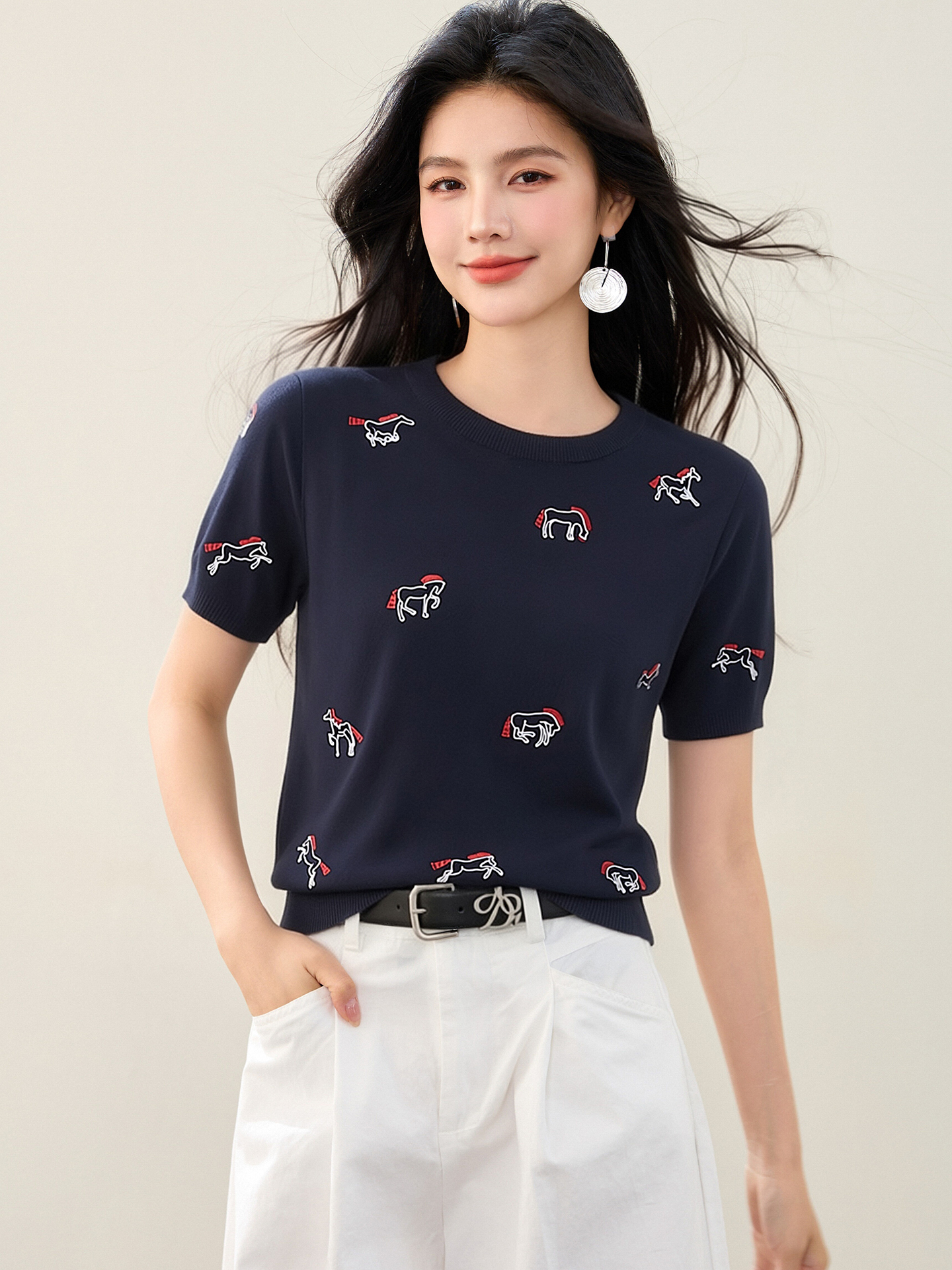 實拍◆有◆2026夏季重工小馬刺繡時髦正肩圓領短袖針織衫上衣
