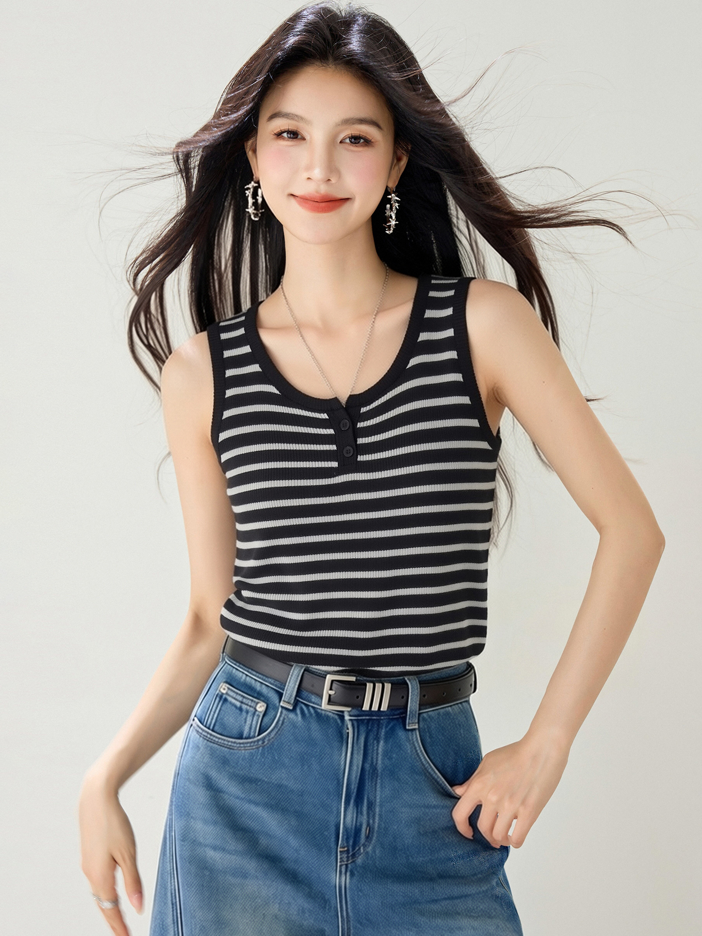實拍◆有◆2026夏季小v領紐扣軟糯工字簡約吊帶背心百搭上衣女