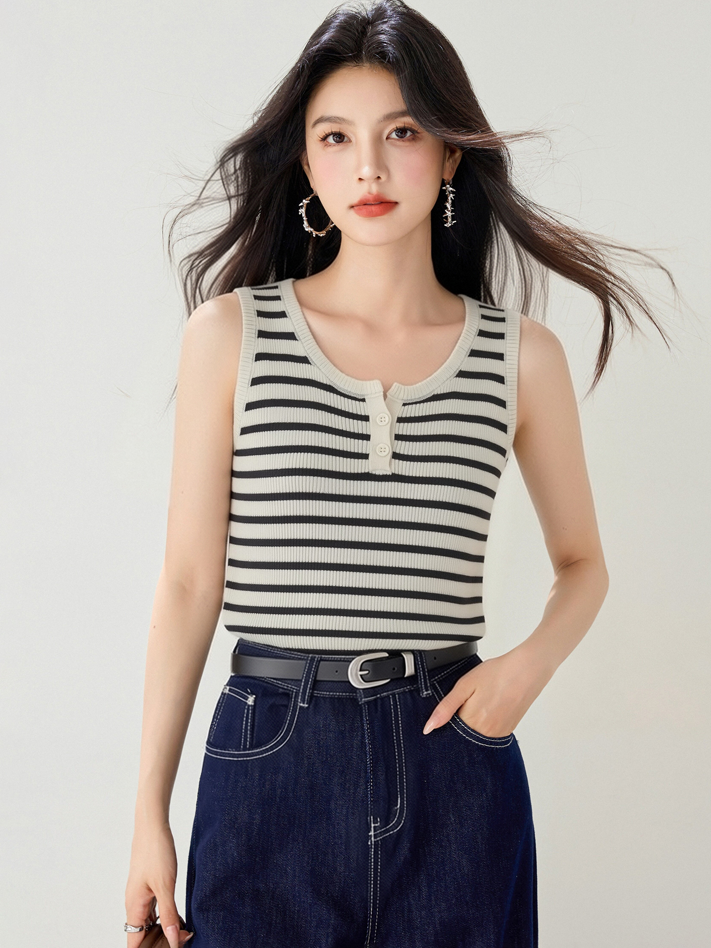 實拍◆有◆2026夏季小v領紐扣軟糯工字簡約吊帶背心百搭上衣女