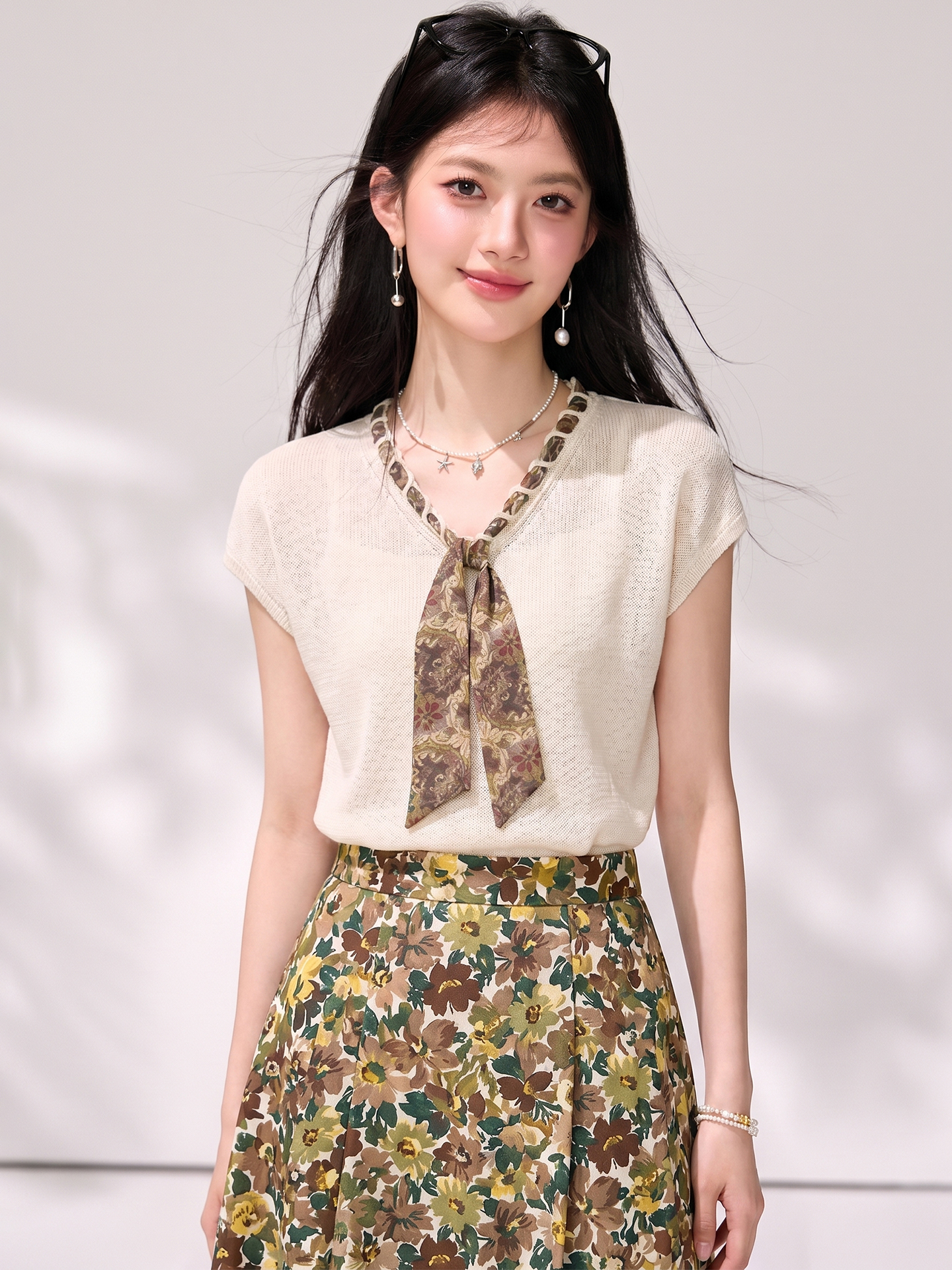 有◆2026老錢風V領絲巾短袖針織衫女時髦洋氣百搭寬松顯瘦上衣