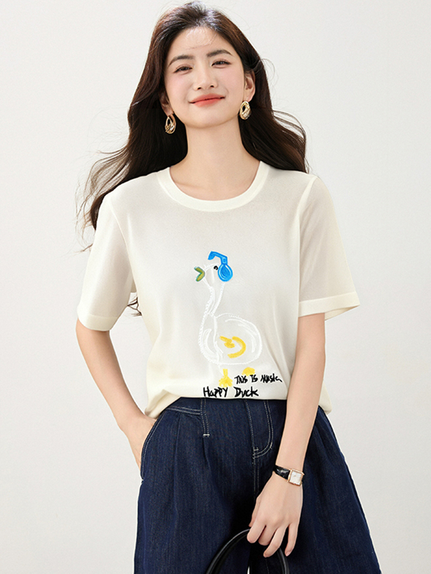卡通風短袖T恤女夏季寬松百搭趣味印花減齡上衣圓領女裝卡通圖案