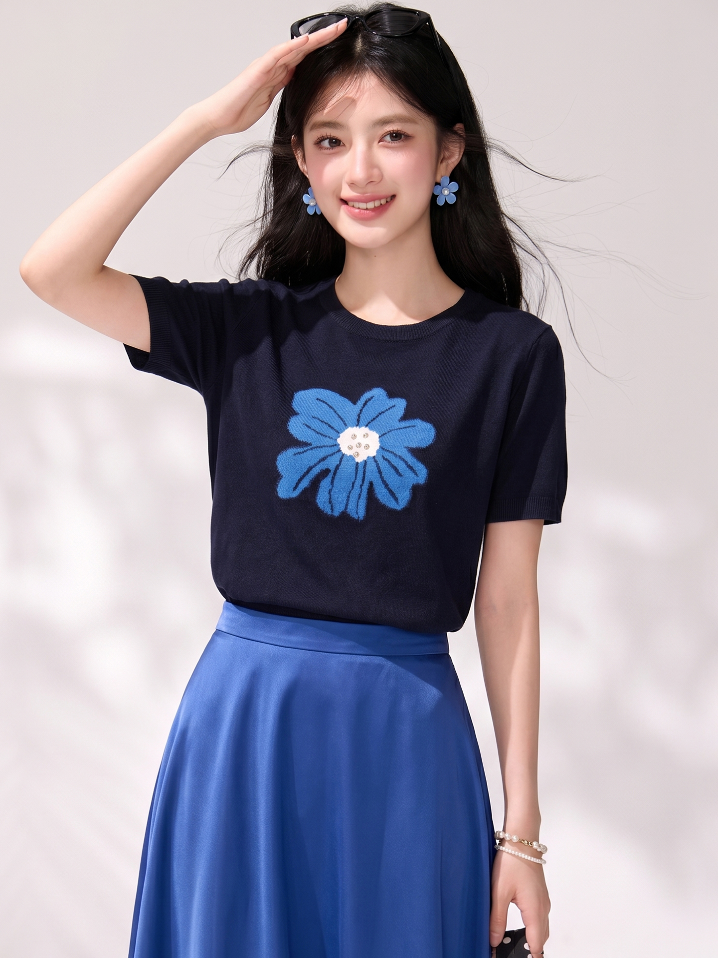 實拍◆有◆2026夏季花朵刺繡針織衫女新款高級感正肩顯瘦圓領上衣