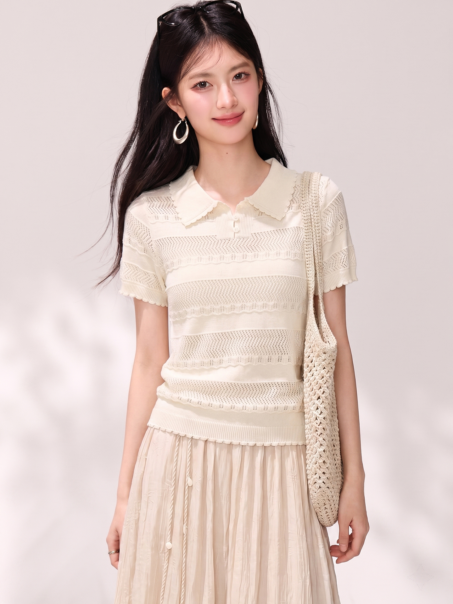 實拍法式老錢風鏤空花邊polo領短袖針織衫女夏獨特高級茶鉤花上衣