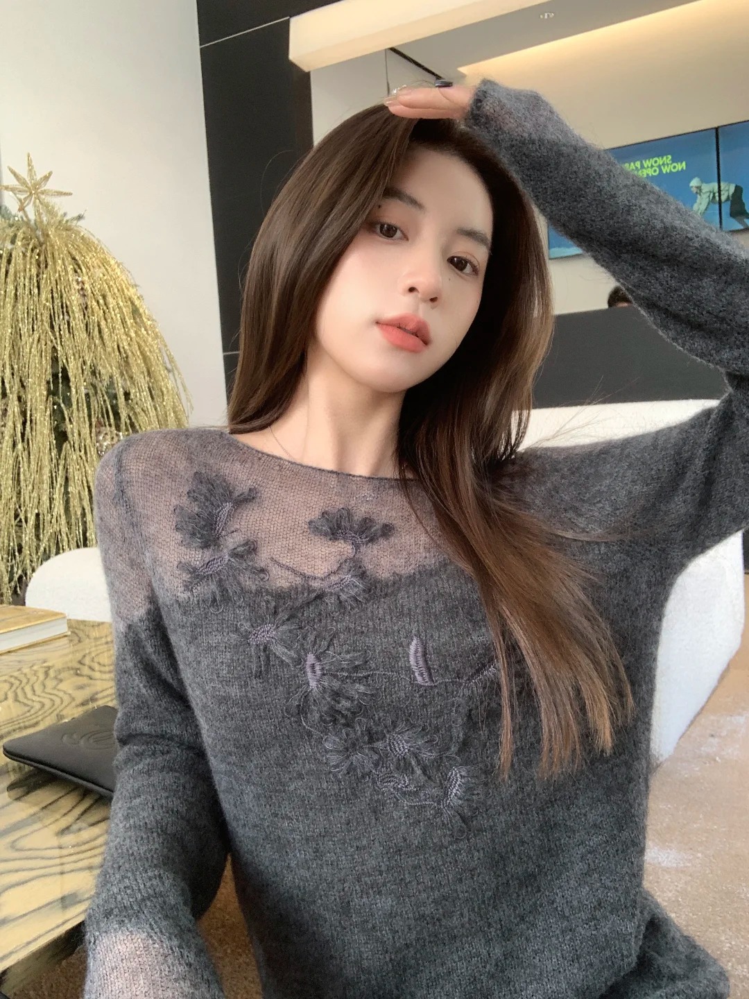 春季獨特漂亮上衣韓系絕美巨好看洋氣減齡小眾不撞款白色針織衫女