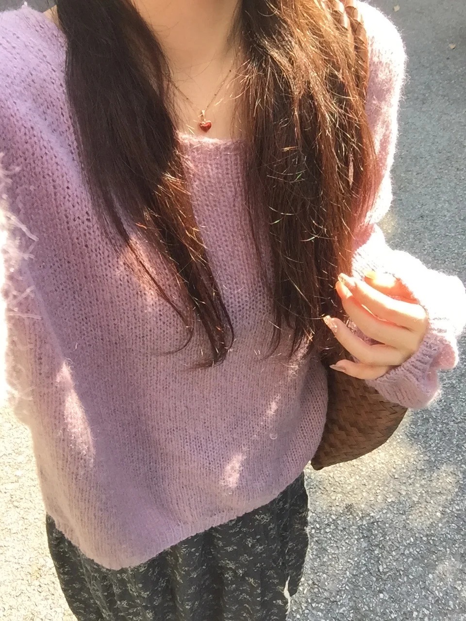 法式高級感紫色長袖薄款寬松針織圓領套頭衫女秋冬款韓系露肩毛衣