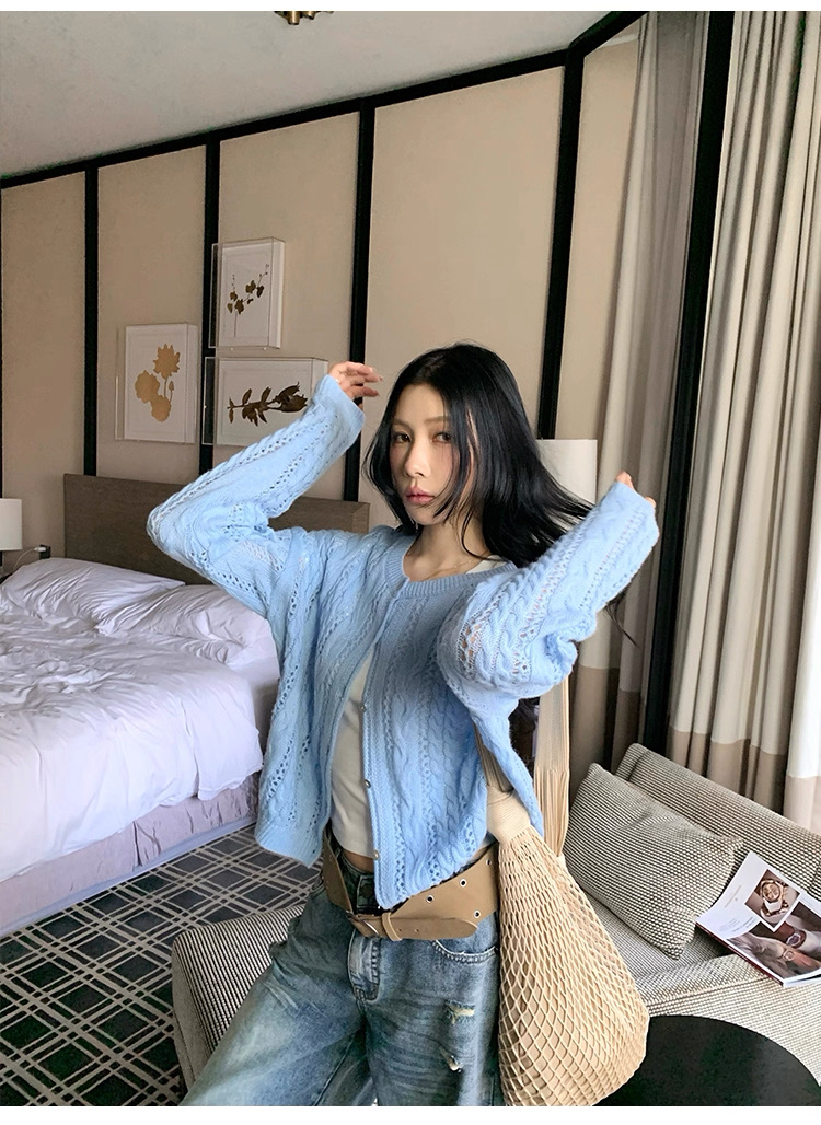 春季新款馬海毛鏤空針織開衫多巴胺短款絞花毛衣外套女士
