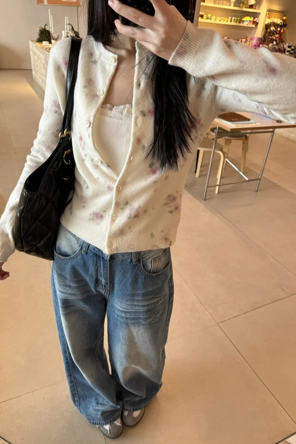 2026新款早春季韓系溫柔碎花白色開衫毛衣女休閑短款針織上衣外套