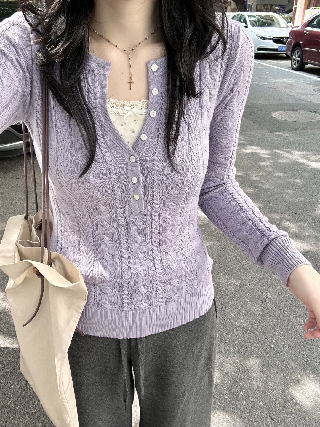 毛衣女秋冬慵懶高級感內搭長袖上衣修身紫色巨好看的針織衫