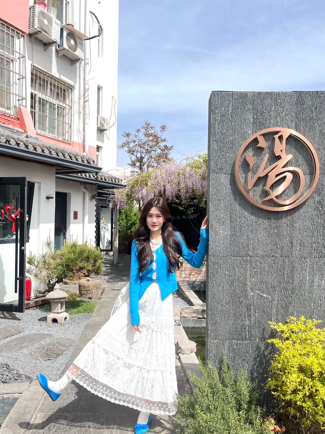 藍色鏤空蕾絲拼接假兩件針織衫女早春純欲甜美小心機小衫長袖上衣