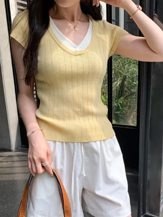 法式小資V領修身針織短袖t恤女夏季設計感撞色假兩件巨好看的上衣