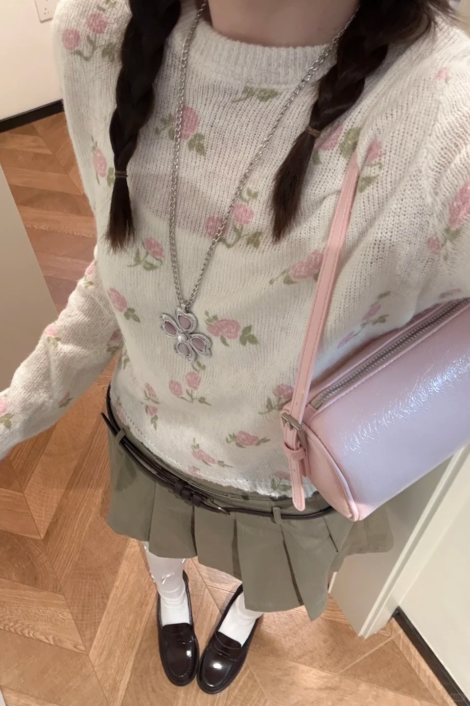 2026新款羊毛混紡滿印碎花針織毛衣罩衫春季女