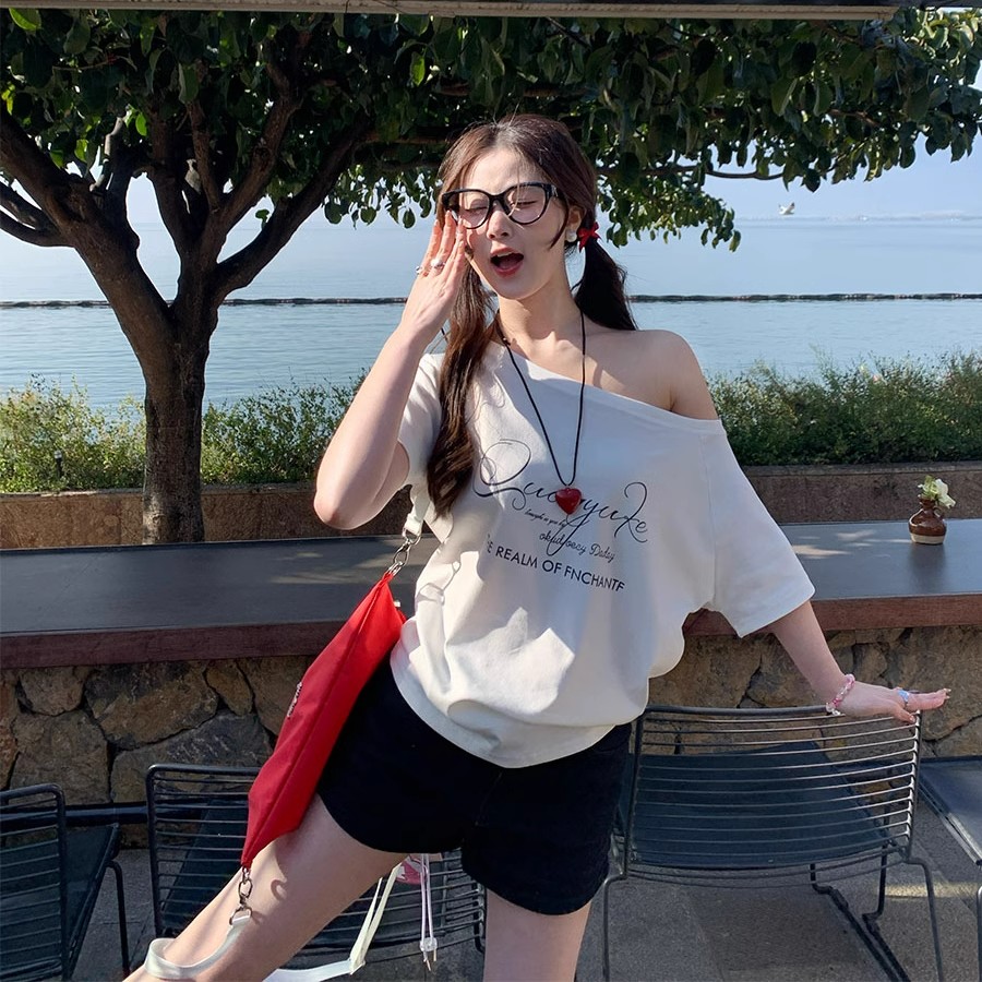 MY17231# 美式复古慵懒风字母印花一衣多穿露肩短袖T恤女小众设计感上...