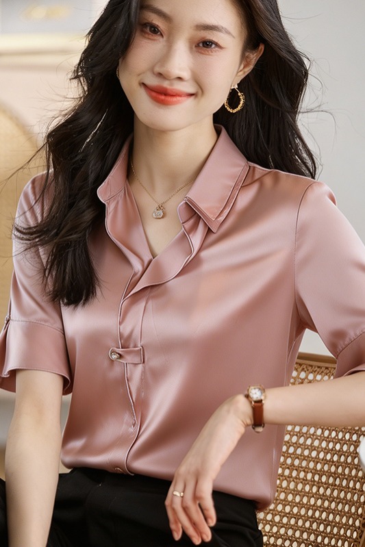 實拍洋氣緞面仿真絲襯衫女夏裝新款純色短袖打底小衫韓版翻領上衣