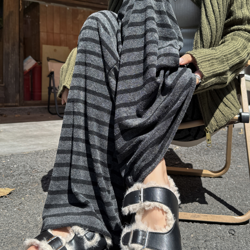 實拍灰色條紋闊腿褲女秋冬新款直筒寬松慵懶軟糯垂感毛巾絨休閑褲