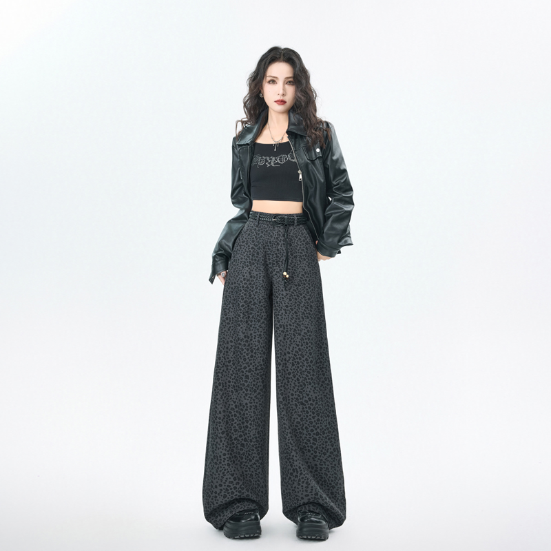 簡約豹紋高級感通勤彎刀西褲女2026新款垂感香蕉美式闊腿褲休閑褲