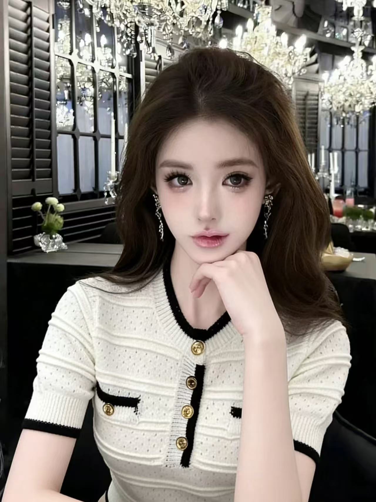 LYM STudio   法式小香風撞色圓領短袖針織衫女白色金扣氣質上衣