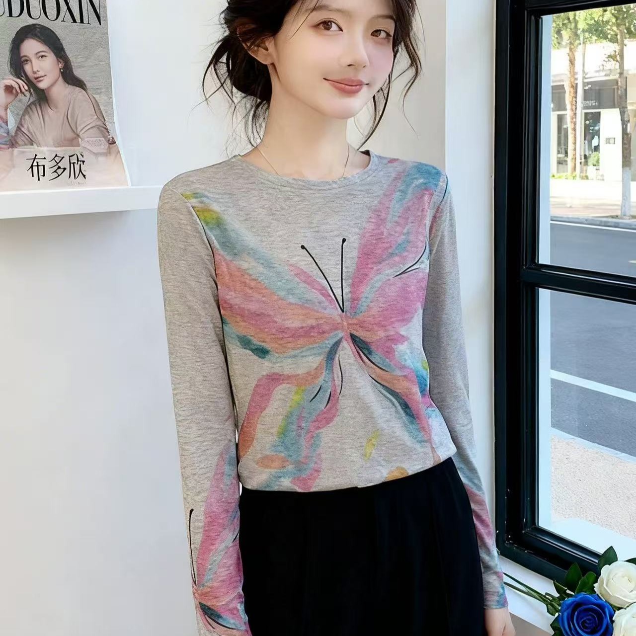 高級感蝴蝶印花正肩長袖t恤女裝春季2026新款灰色上衣打底衫修身