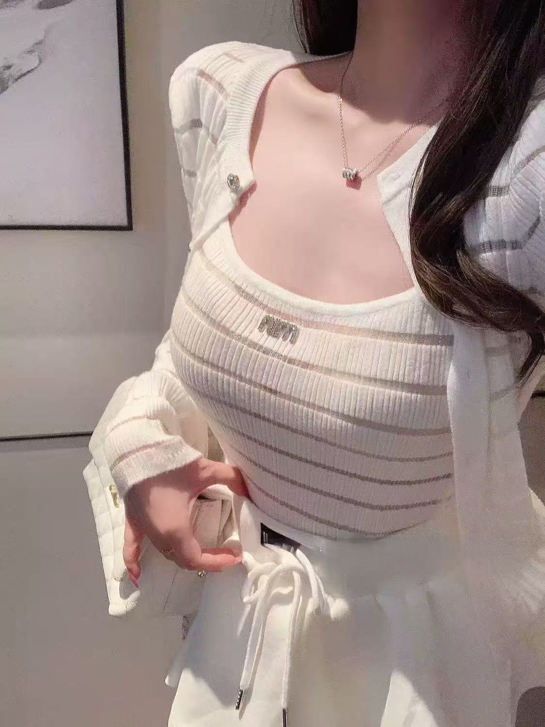 新款春夏時尚字母鉆飾條紋針織吊帶開衫兩件套女百搭氣質外穿上衣