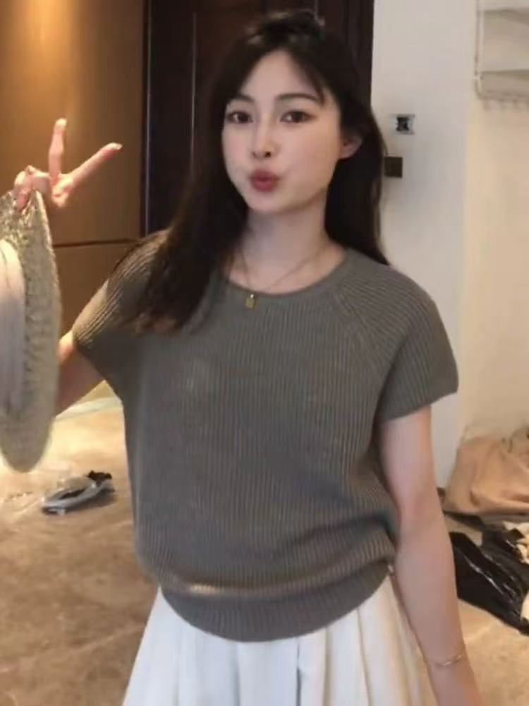 獨特超好看高級感針織衫女款2026新款夏季薄款法式氣質百搭上衣服