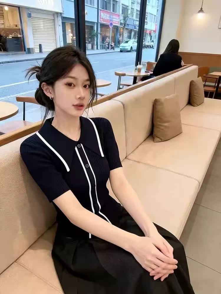 韓系獨特超好看深藍色翻領針織短袖女夏新款高知輕奢修身顯瘦上衣