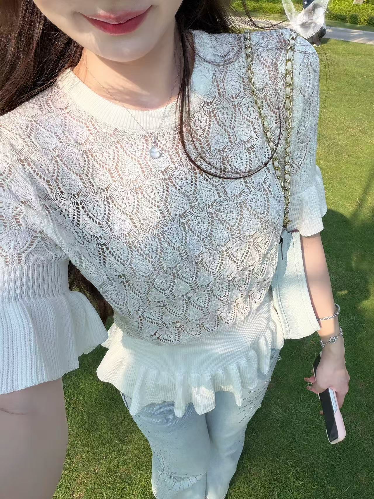 盈瓷品質｜孔雀翎鏤空提花短袖T恤女夏季荷葉邊收腰修身針織上衣