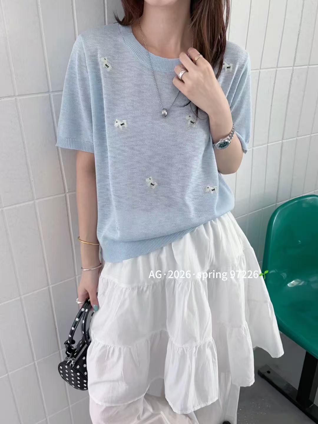 春夏季新款時尚圓領短袖刺繡針織衫女寬松顯瘦百搭減齡打底衫上衣
