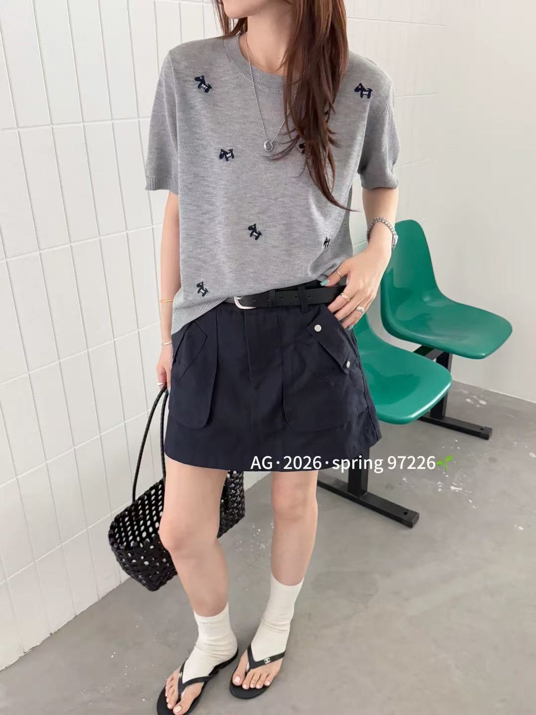 春夏季新款時尚圓領短袖刺繡針織衫女寬松顯瘦百搭減齡打底衫上衣