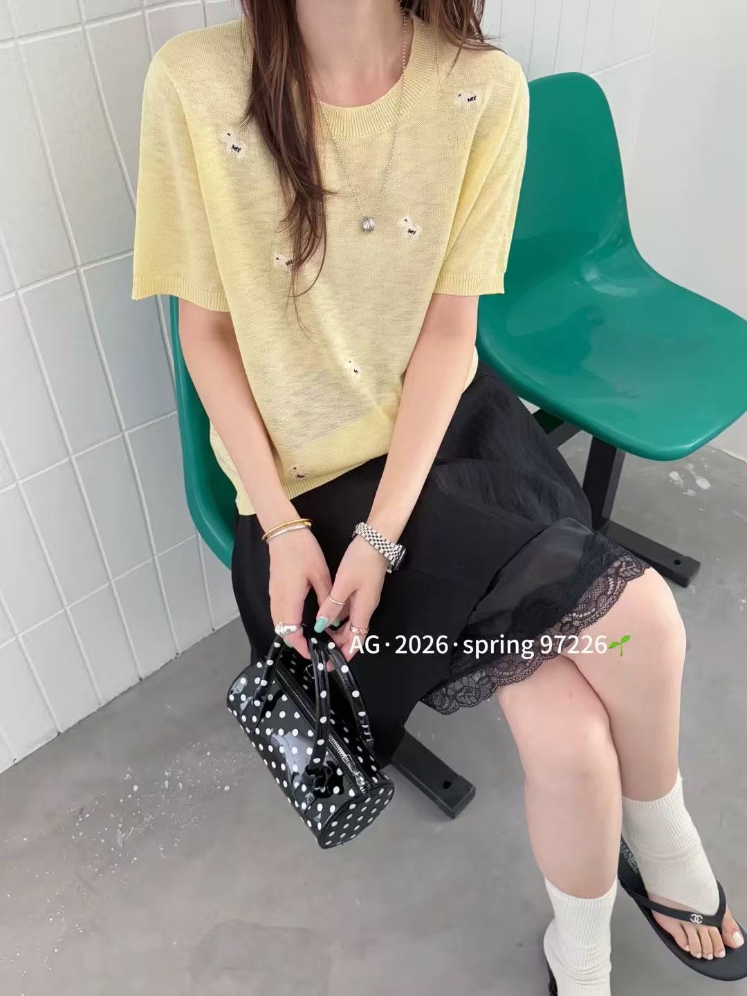 春夏季新款時尚圓領短袖刺繡針織衫女寬松顯瘦百搭減齡打底衫上衣