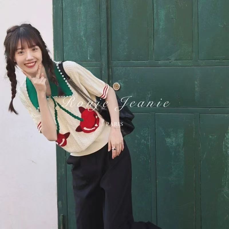Rouje Jeanie法式櫻桃惡魔珍珠polo領短袖針織衫女夏寬松拼色上衣