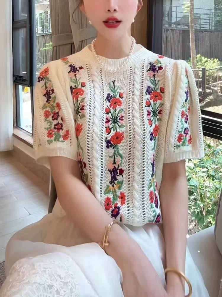 歐貨甜美溫柔復古刺繡花朵圓領套頭針織衫女夏季短袖小眾別致上衣