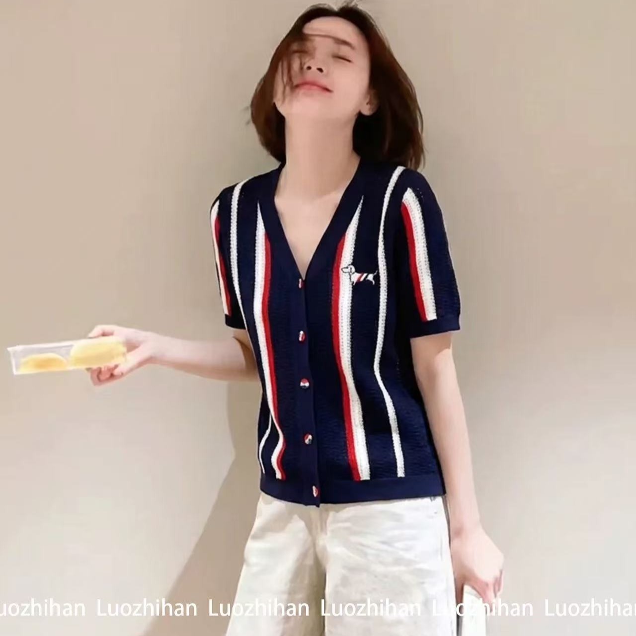 慵懶風顯瘦V領短袖開衫女2026夏季新款韓系復古撞色條紋針織衫潮