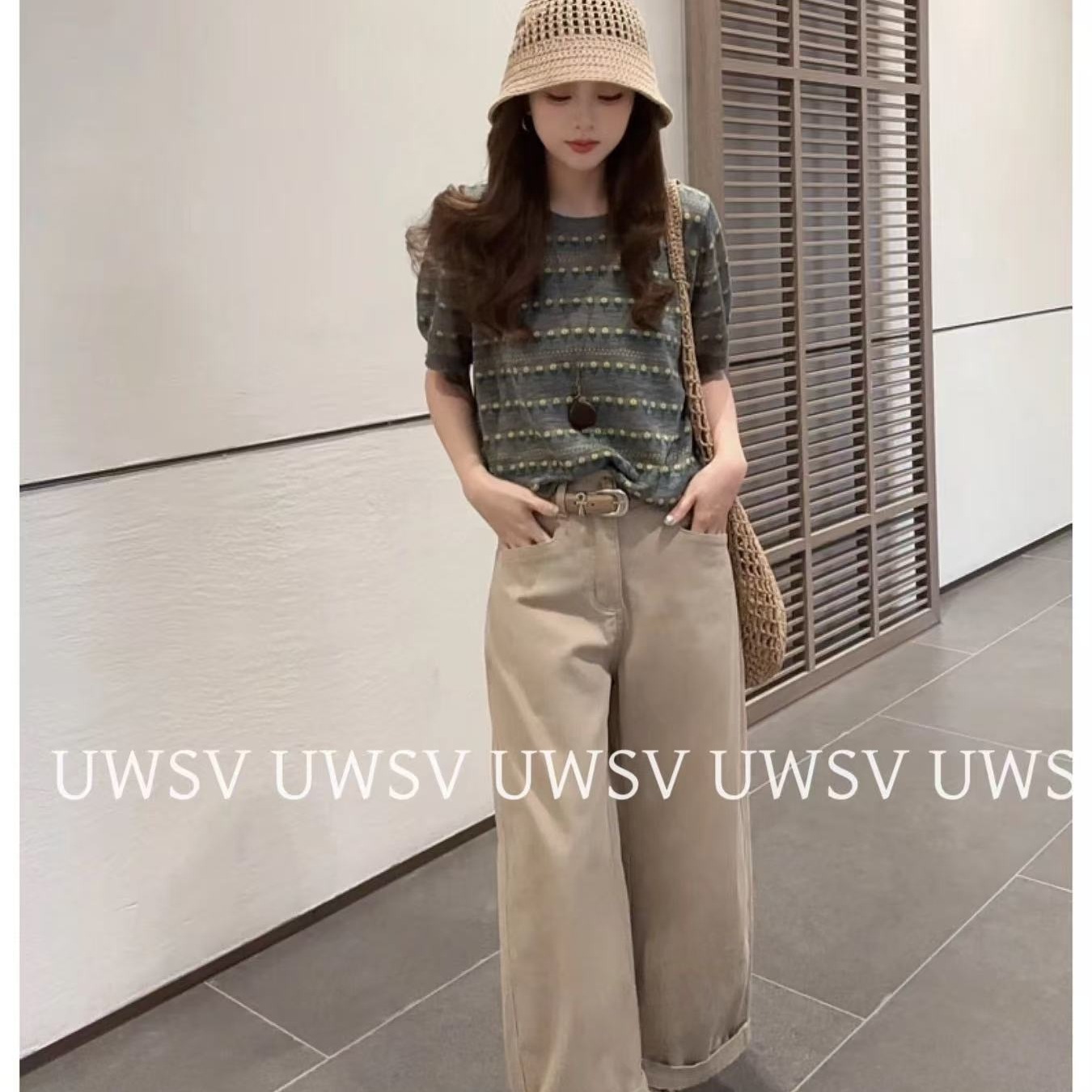 安南UWSV新款夏日氛圍感超好看短袖上衣女寬松圓領套頭花朵針織衫
