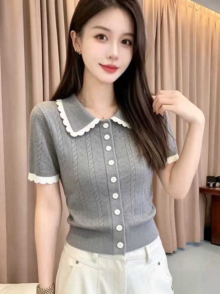 今年流行的爆款女裝夏季2026新款娃娃領冰絲短袖針織獨特漂亮上衣