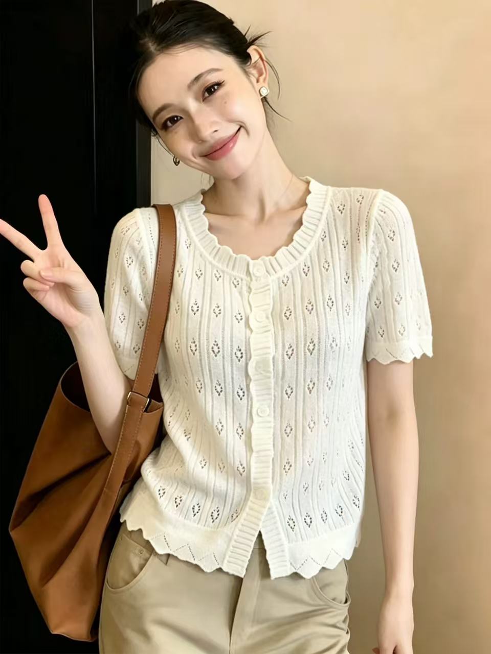 花邊V領白色短袖鏤空針織開衫女夏季薄款氣質小個子減齡洋氣上衣