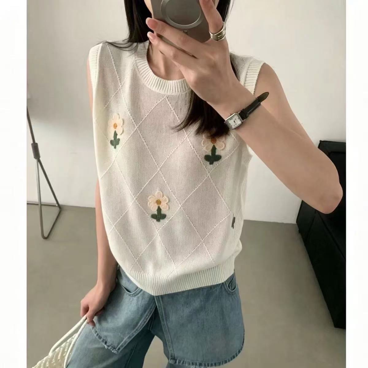 韓版甜美圓領無袖針織衫背心女夏2026薄新款花朵刺繡百搭顯瘦上衣