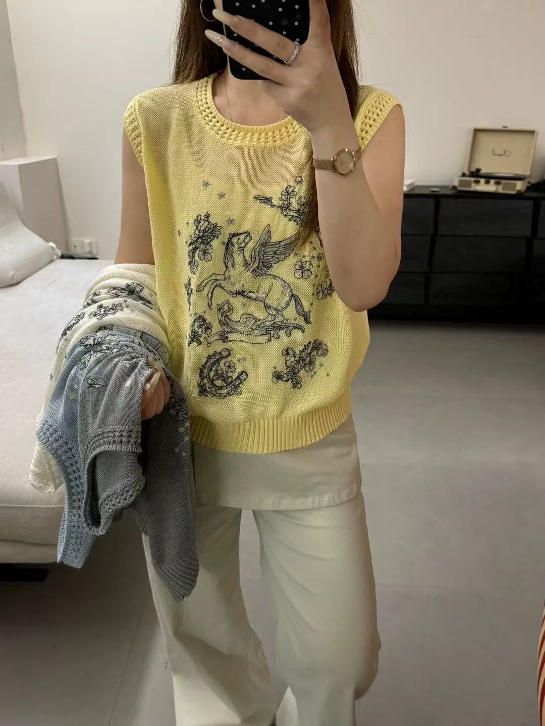 韓系復古飛馬刺繡鏤空圓領亞麻針織馬甲女 夏季薄款無袖背心上衣