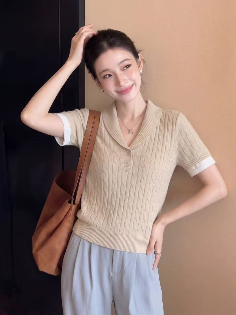 老錢風卡其色翻領針織短袖t恤女夏季修身氣質獨特漂亮巨好看上衣