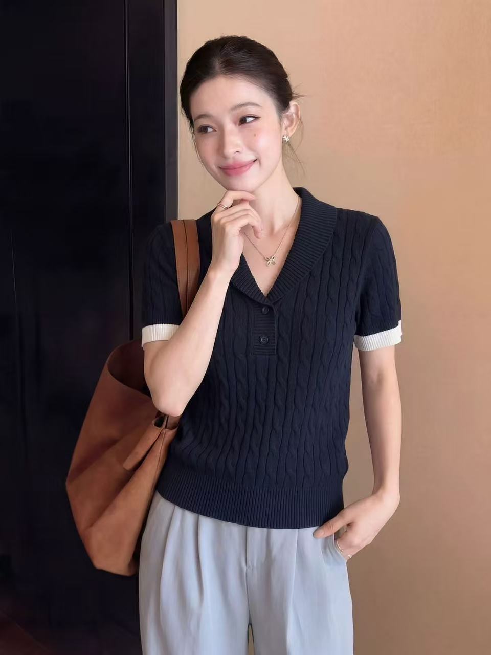 老錢風卡其色翻領針織短袖t恤女夏季修身氣質獨特漂亮巨好看上衣