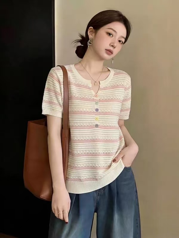 V領粉色條紋冰絲針織短袖T恤女2026新款夏大碼胖mm超好看正肩上衣