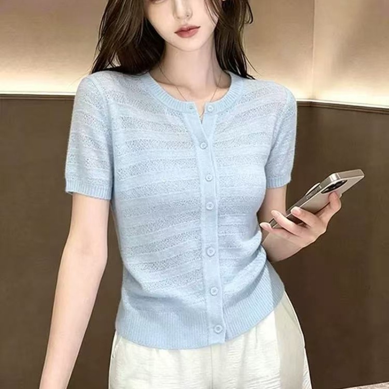 休閑風藍色圓領短款針織開衫女2026夏季新款小個子外穿別致上衣潮
