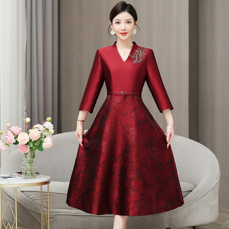 MY14715# 妈妈礼服年轻妈妈礼服2025冬季新款喜婆婆婚宴装女裝貨源...